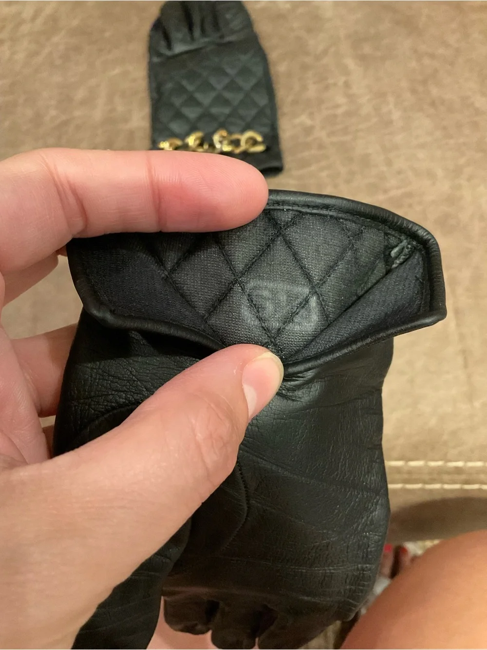 Neiman Marcus Black Quilted Leather Gloves